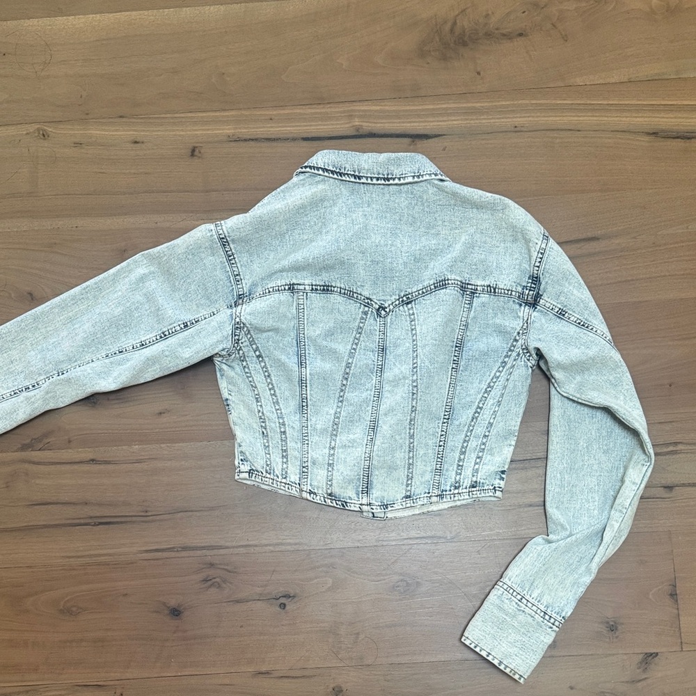 Good American Distressed Blue Denim Jacket - Picture 7 of 7